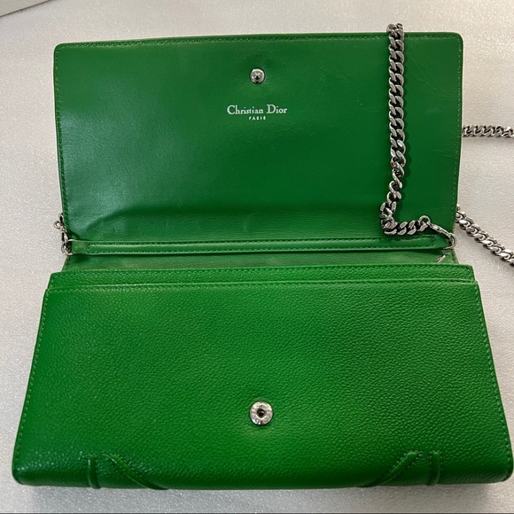 Diorama wallet on chain - Picture 6 of 12